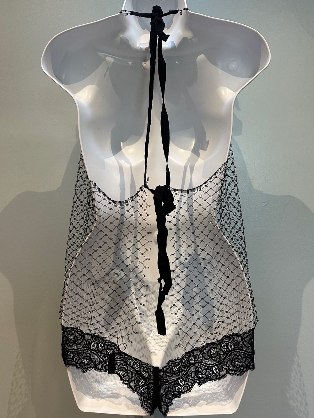 Yandy Fishnet Jewel Lingerie Large/XLarge - Picture 6 of 15